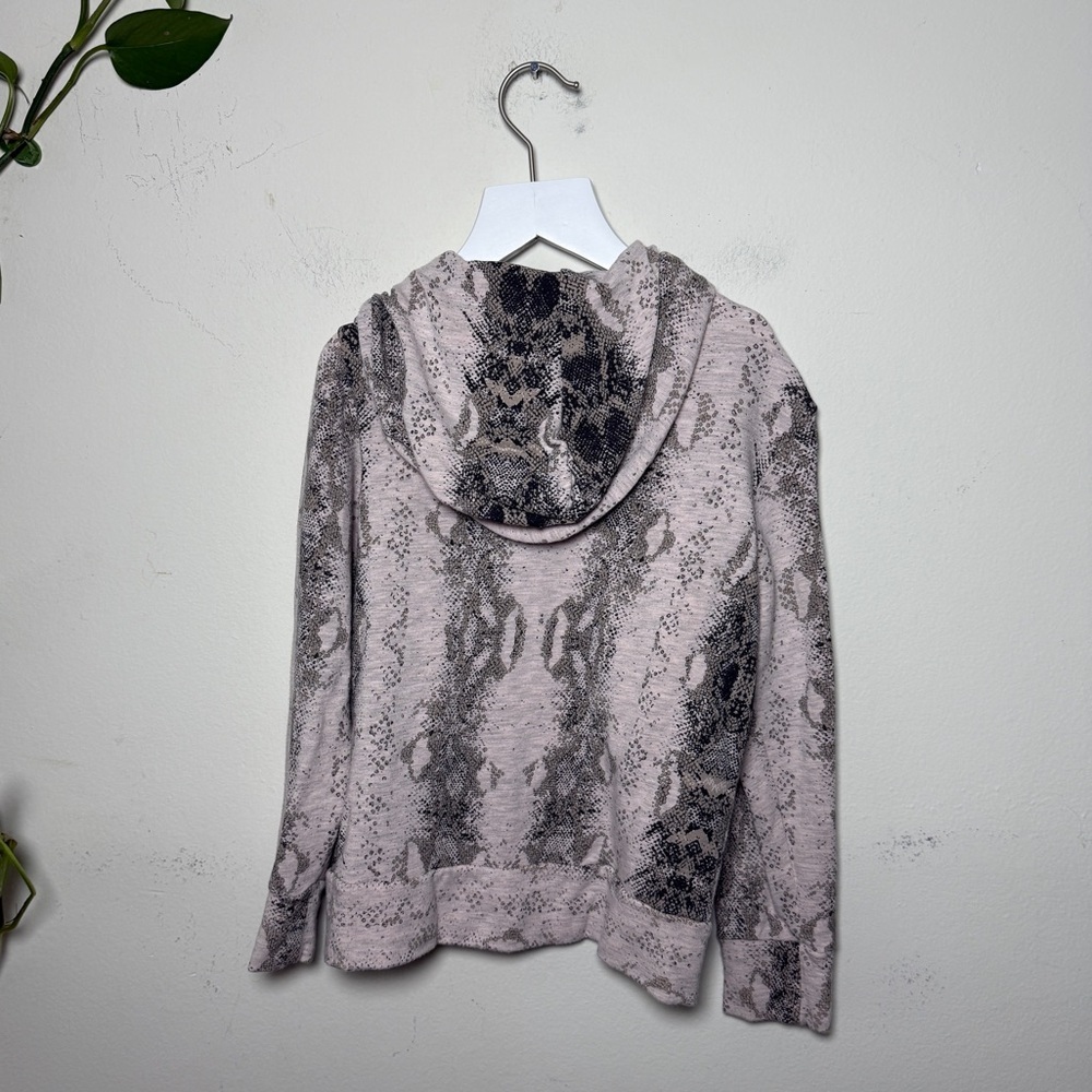 Monrow Mini White and Black Snake Print Graphic Zip Up Hooded Sweatshirt -{6} - Picture 2 of 6